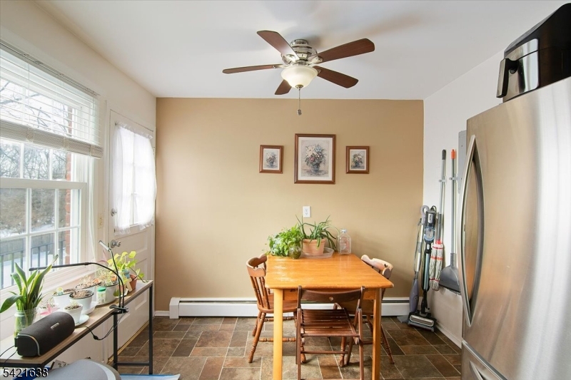 323 Pitney Pl 323