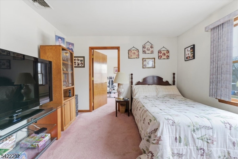 357 Edgewood Rd