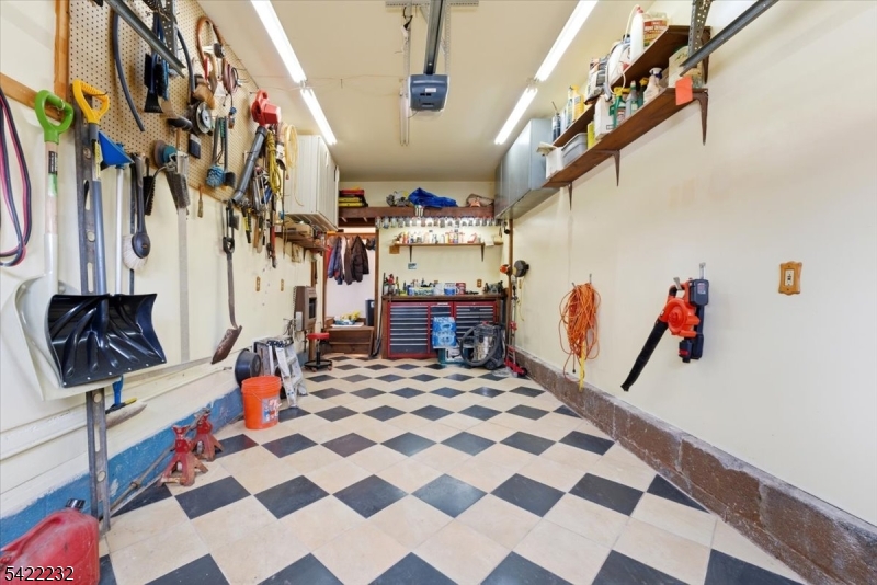 357 Edgewood Rd
