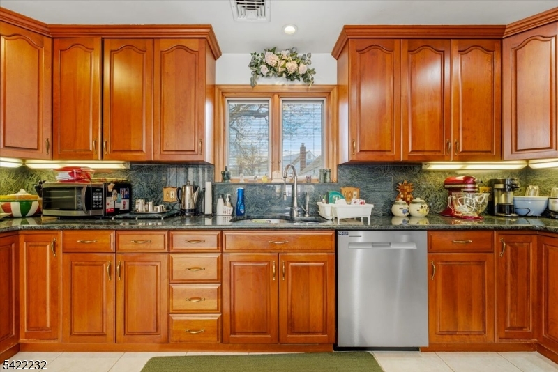 357 Edgewood Rd