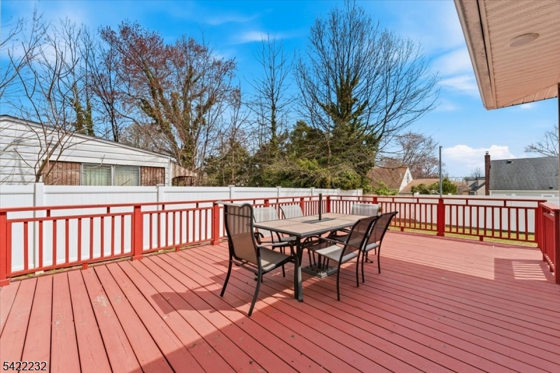 357 Edgewood Rd