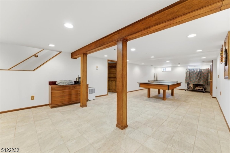 357 Edgewood Rd
