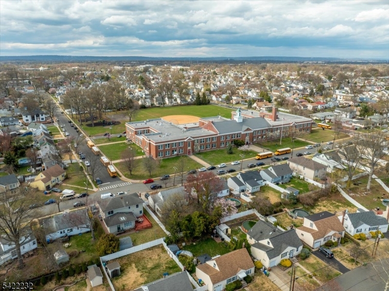357 Edgewood Rd