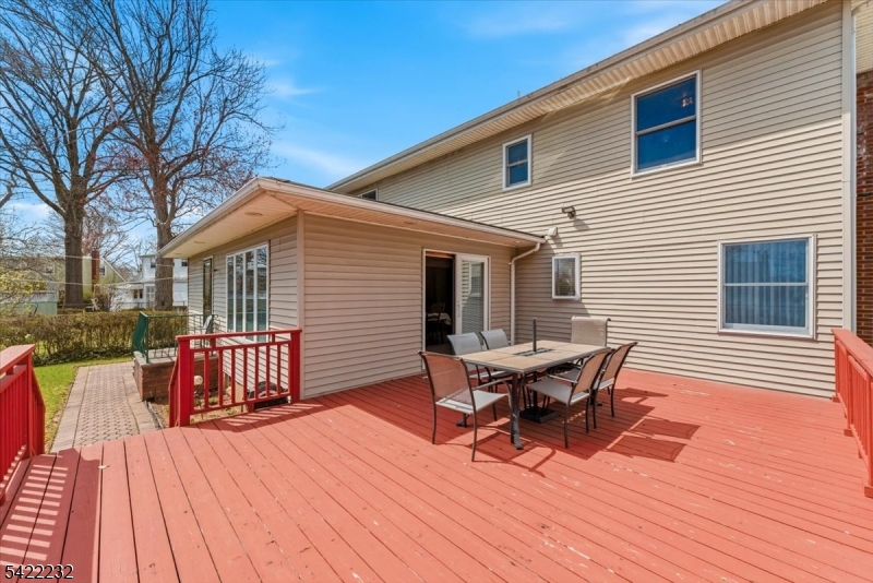 357 Edgewood Rd
