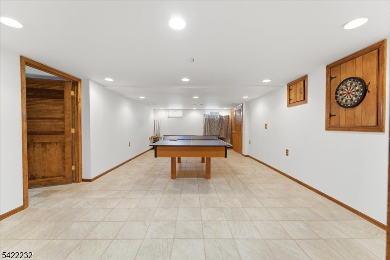 357 Edgewood Rd