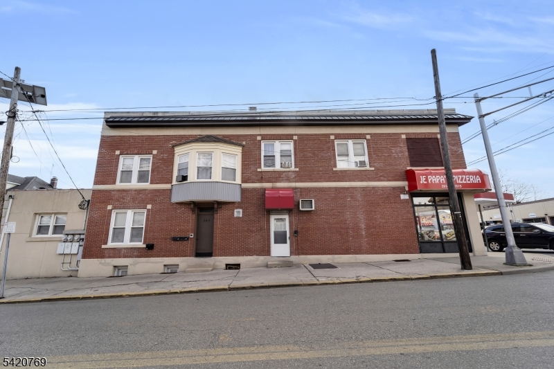 265 Queen Anne Rd