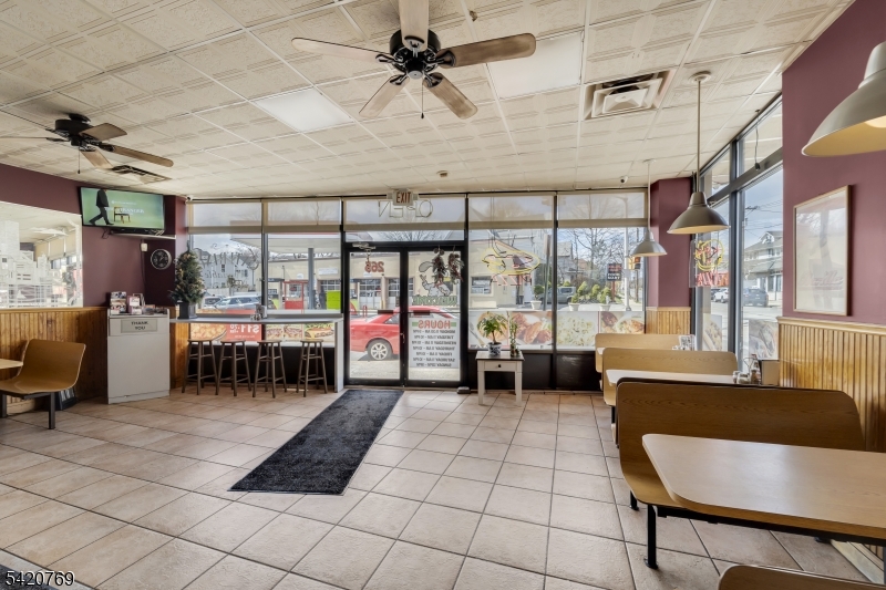265 Queen Anne Rd