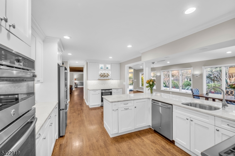 60 Parkhill Rd