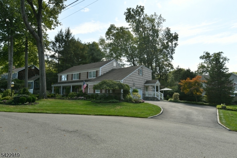 60 Parkhill Rd