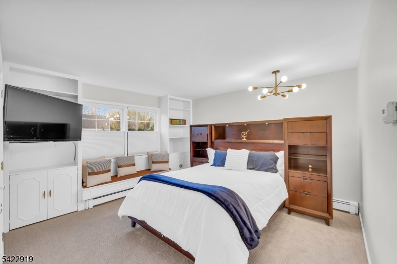 60 Parkhill Rd