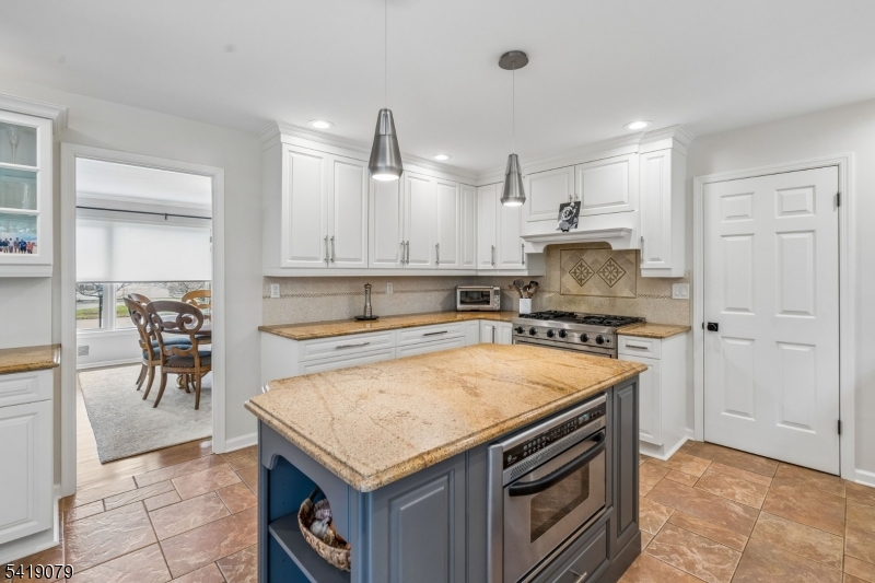 2 Barnstable Ct