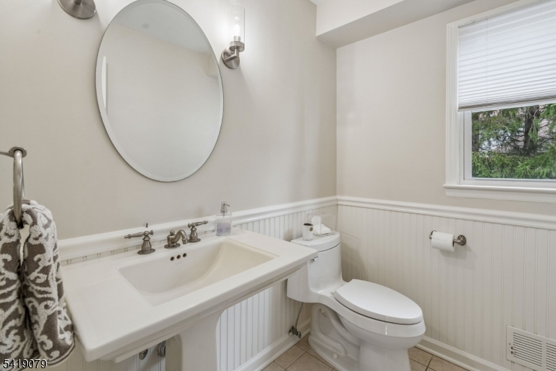 2 Barnstable Ct