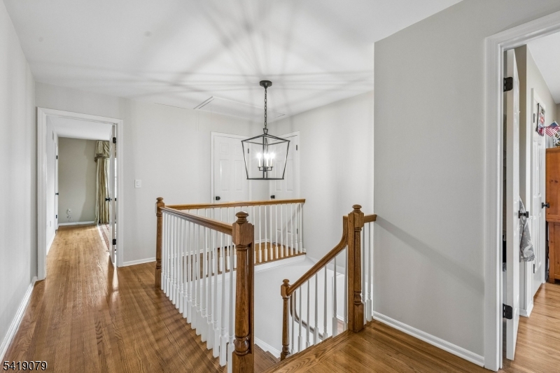 2 Barnstable Ct