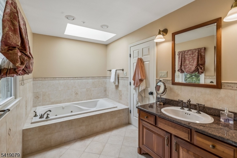 2 Barnstable Ct