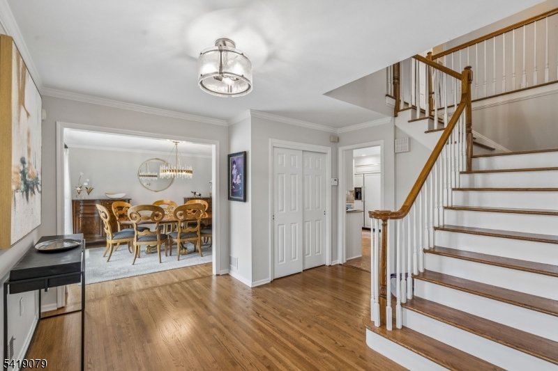 2 Barnstable Ct