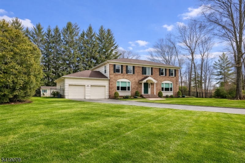2 Barnstable Ct