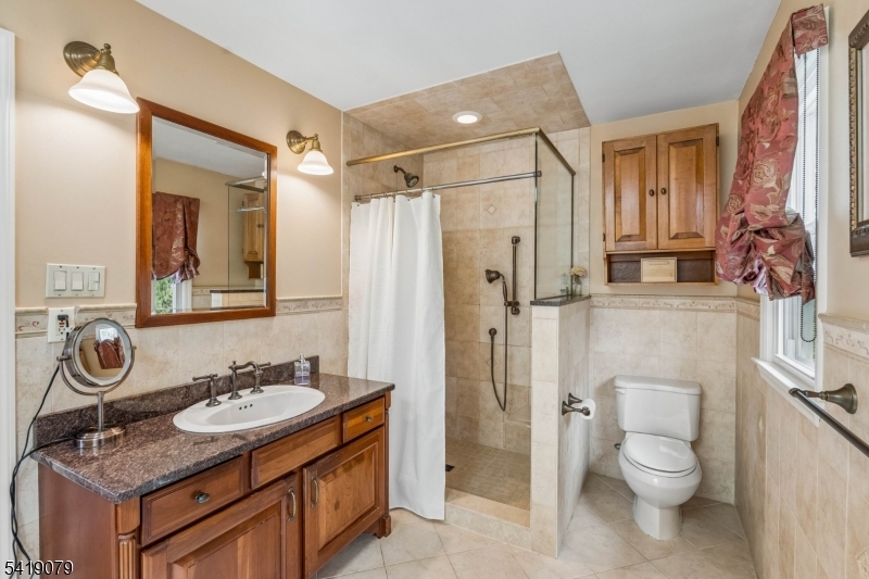 2 Barnstable Ct
