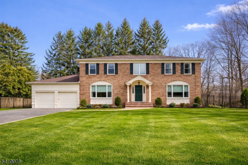 2 Barnstable Ct