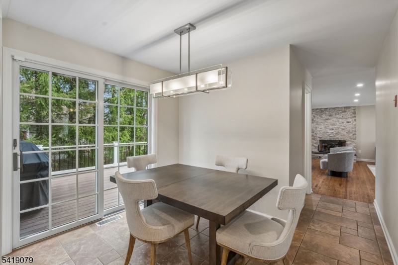 2 Barnstable Ct