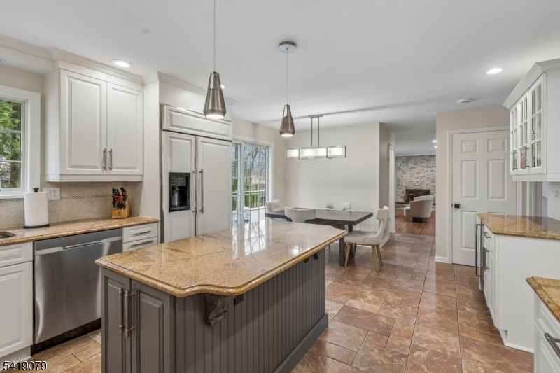 2 Barnstable Ct
