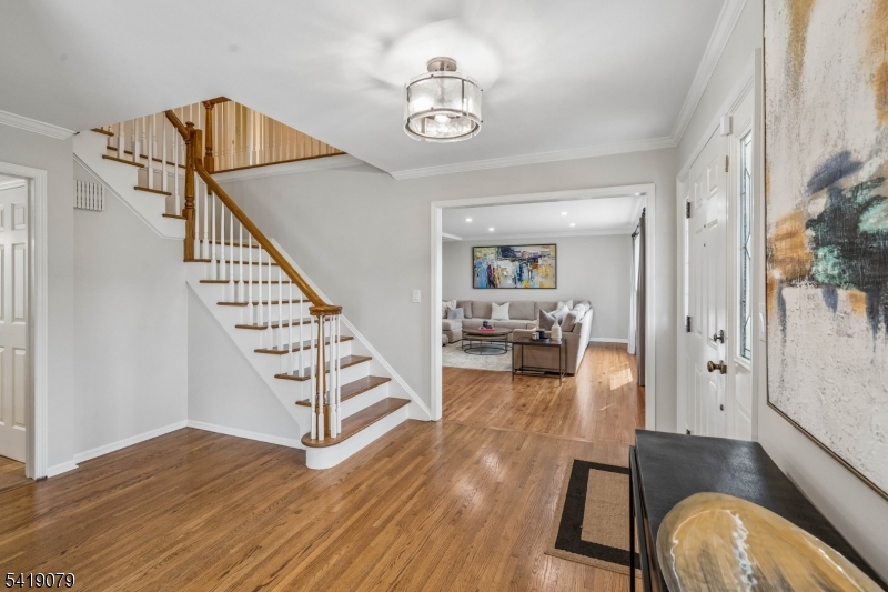 2 Barnstable Ct