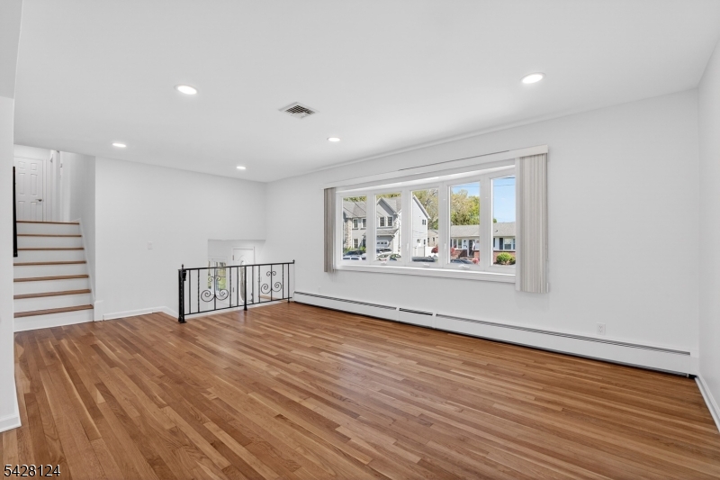 36 Charles St