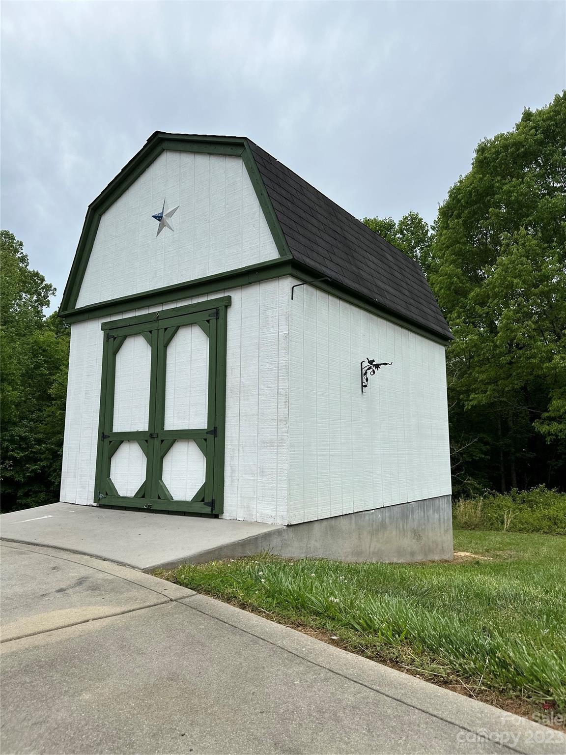 2455 Oak Valley Lane