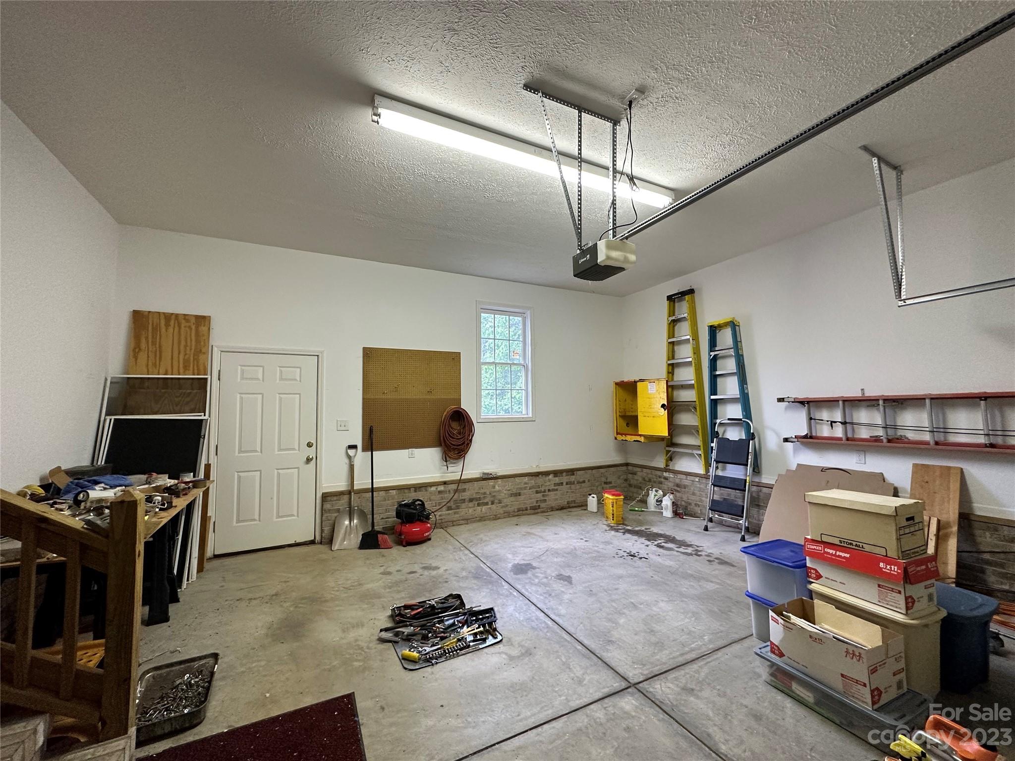 2455 Oak Valley Lane