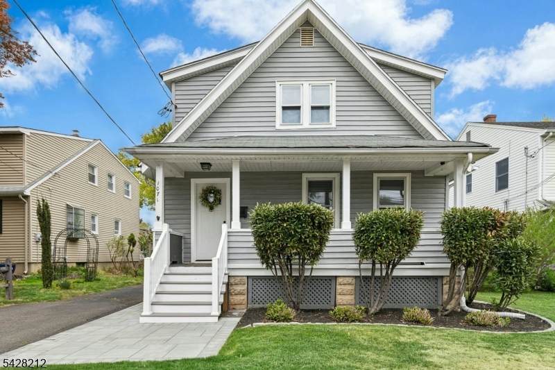 1071 Hetfield Ave