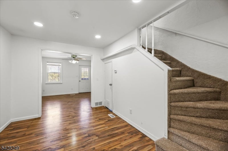 270-270A Sitgreaves St