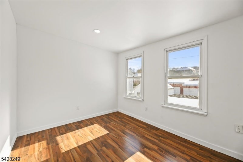 270-270A Sitgreaves St