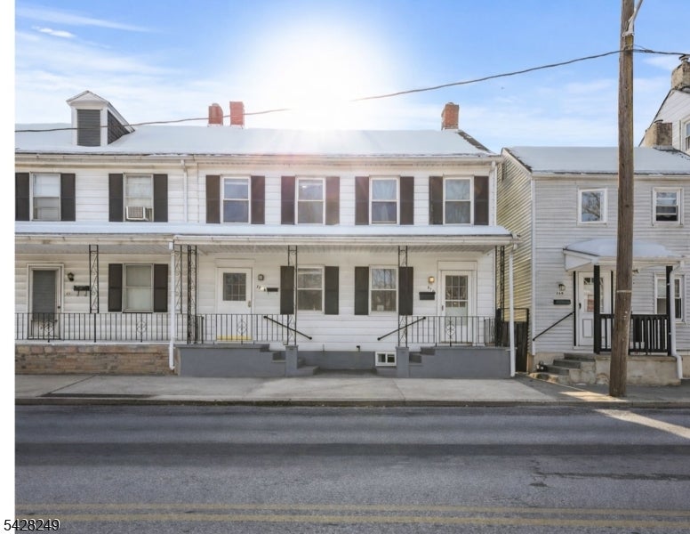 270-270A Sitgreaves St