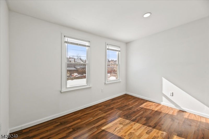 270-270A Sitgreaves St