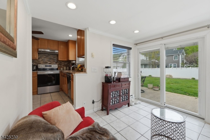 2419 Mountain Ave