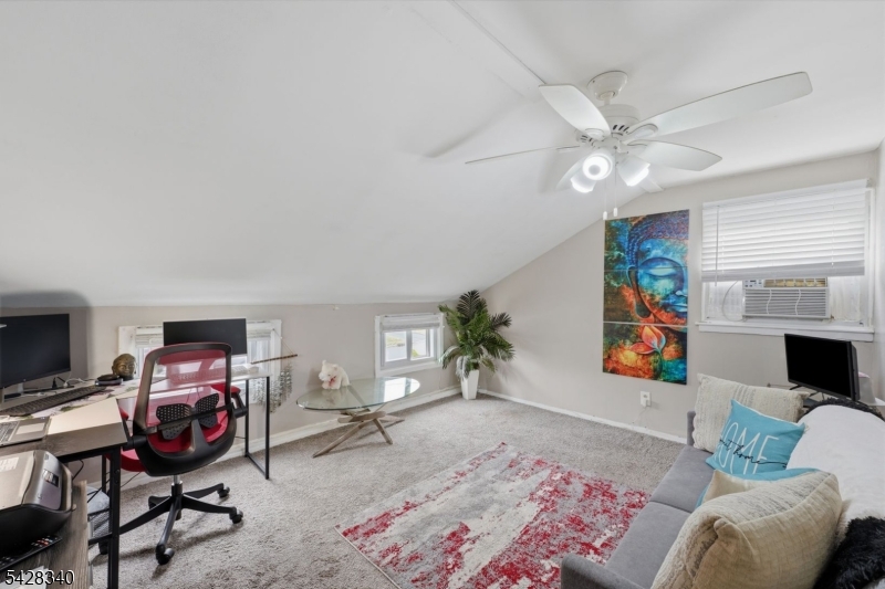 38 Wendy Rd