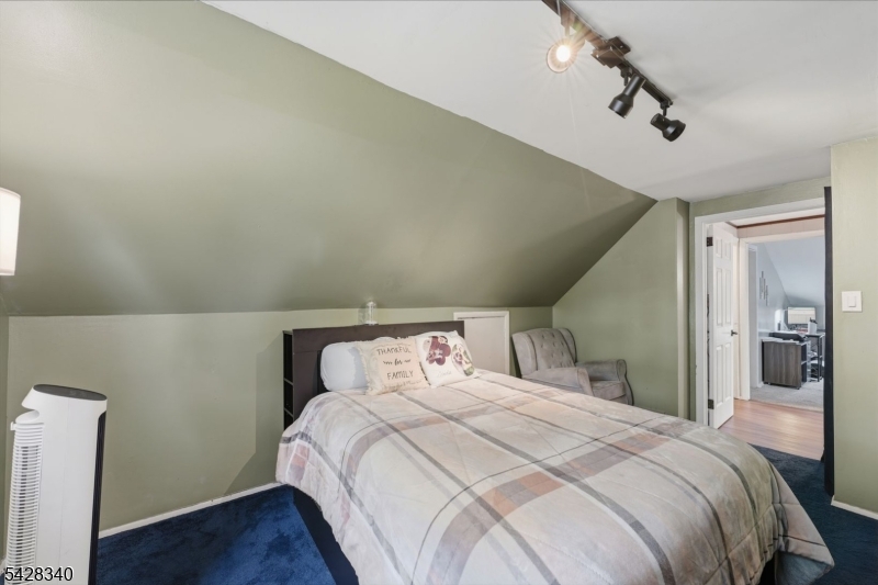 38 Wendy Rd