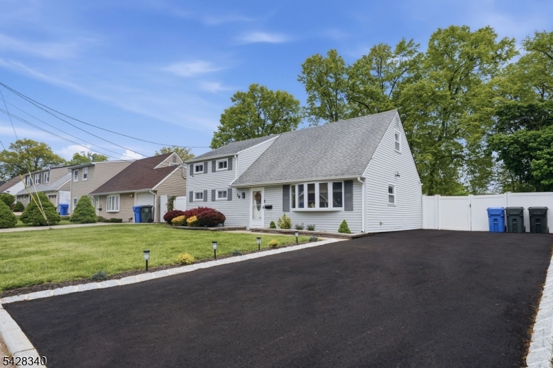 38 Wendy Rd