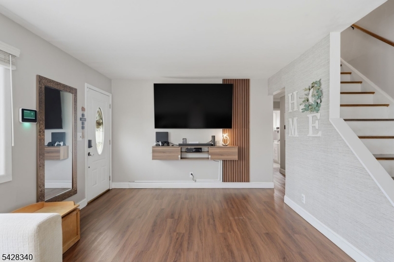 38 Wendy Rd