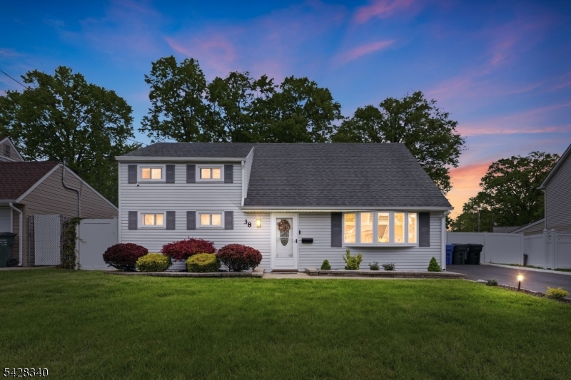 38 Wendy Rd