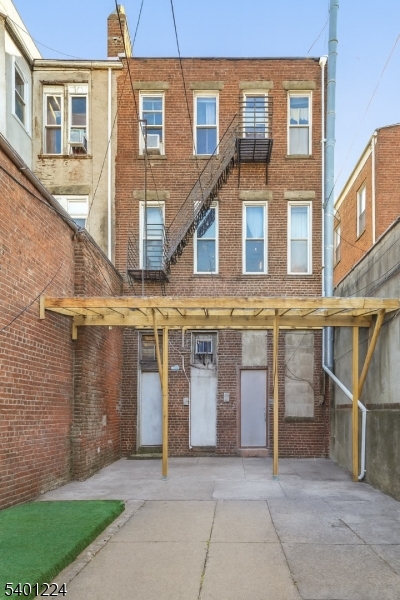 89 Market St