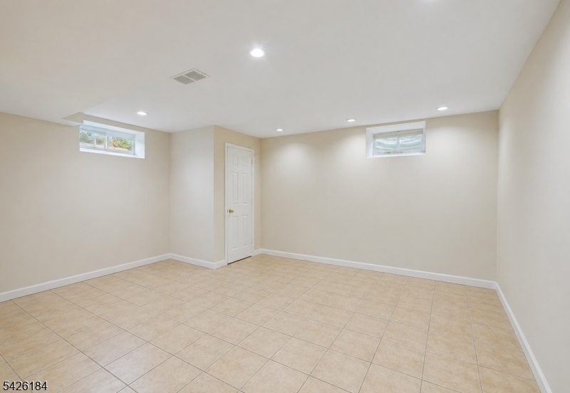 17 Stafford Rd