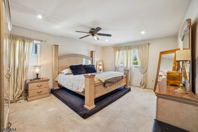 17 Stafford Rd