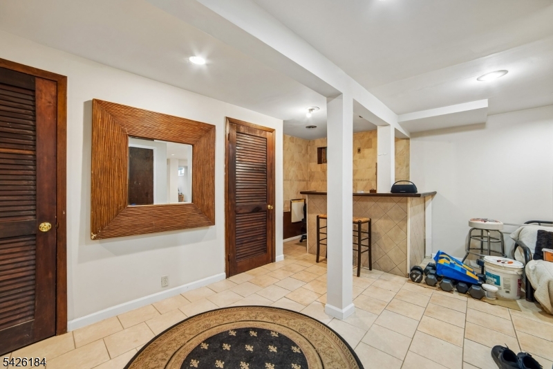 17 Stafford Rd