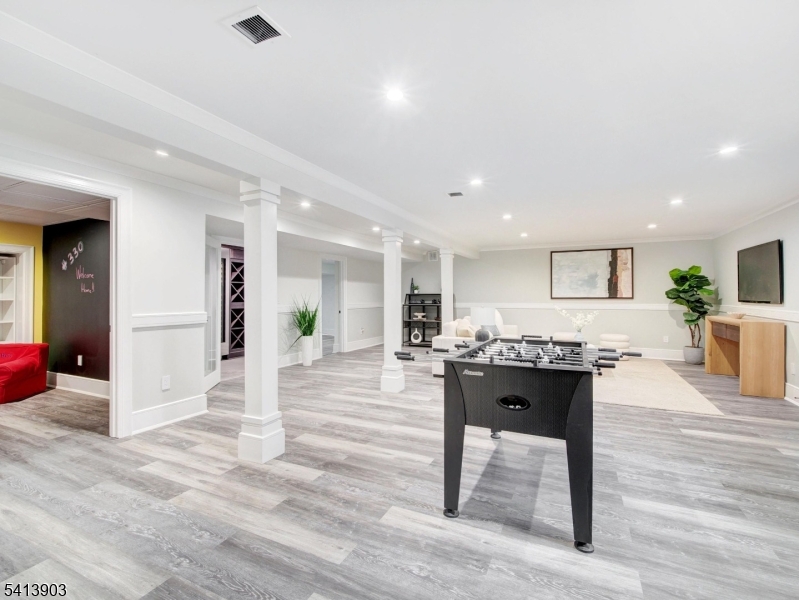 330 HARTSHORN DRIVE