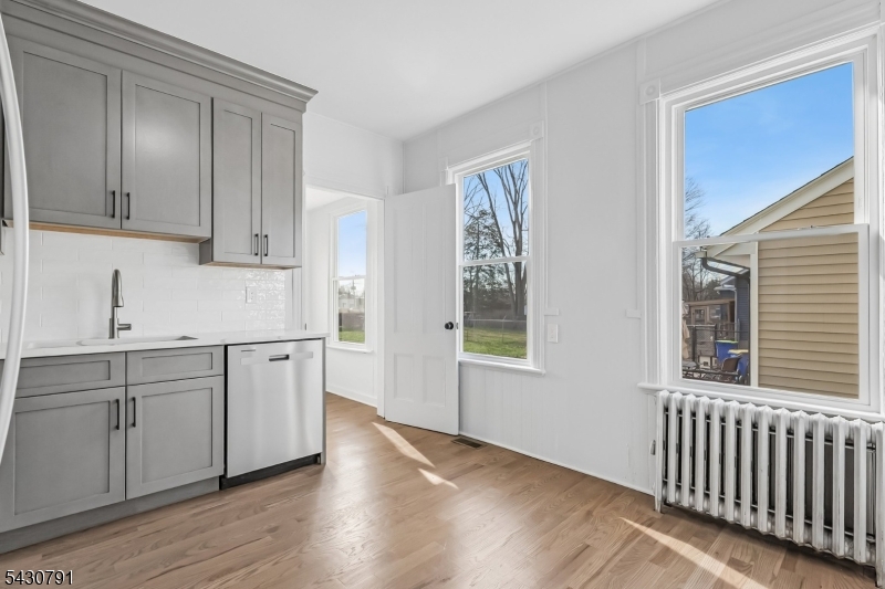 171 S Bridge St one