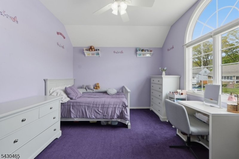 1 Highview Ave