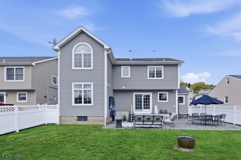 1 Highview Ave