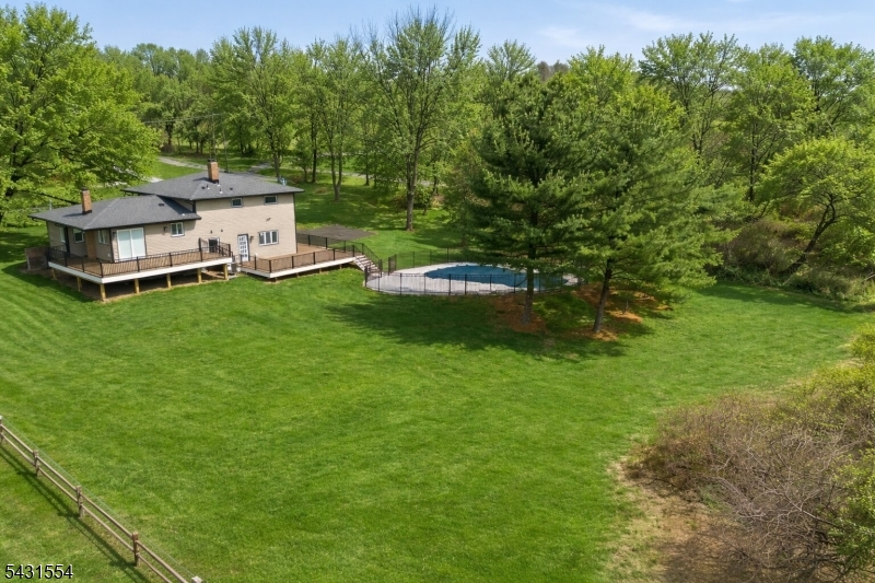 16 SCHAAF ROAD