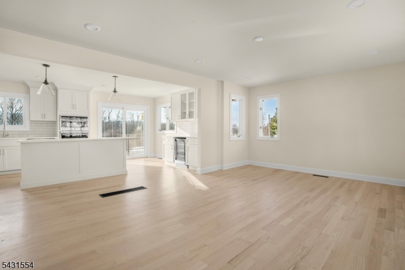 16 SCHAAF ROAD