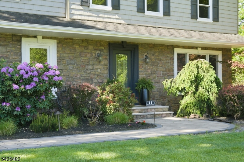 11 BARBARA DRIVE